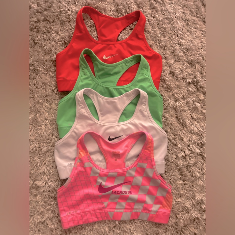 Nike Sports Bra Set of 4 Red, Green, White, Pink Size M